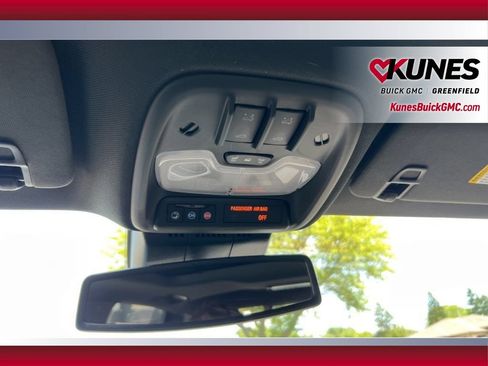 Used 2026 GMC Canyon AT4 w/ Technology Plus Package AWD/4WD image 33