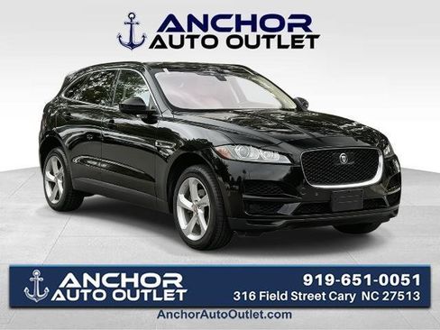 Used 2019 Jaguar F-PACE Premium image 1