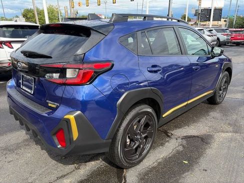 Used 2025 Subaru Crosstrek 2.5i Sport AWD/4WD image 3