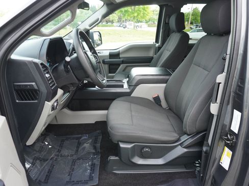 Used 2018 Ford F150 XL w/ Equipment Group 101A Mid AWD/4WD image 10