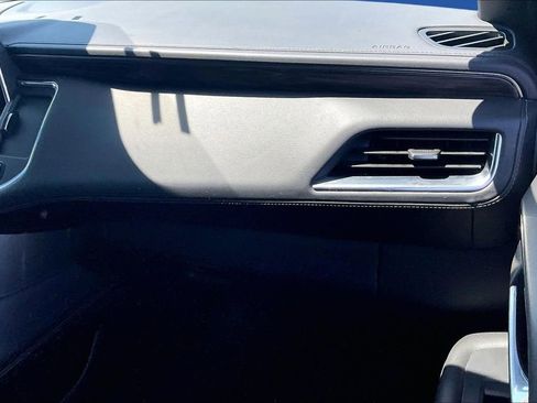 Used 2024 Chevrolet Tahoe LT image 27