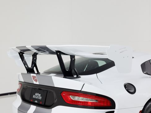 Used 2016 Dodge Viper ACR w/ Extreme Aero Package RWD image 81