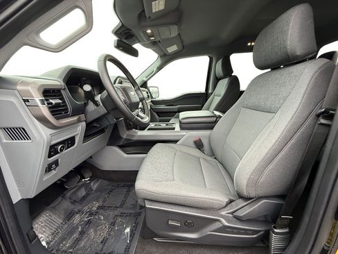 Used 2024 Ford F150 XLT w/ Mobile Office Package image 9