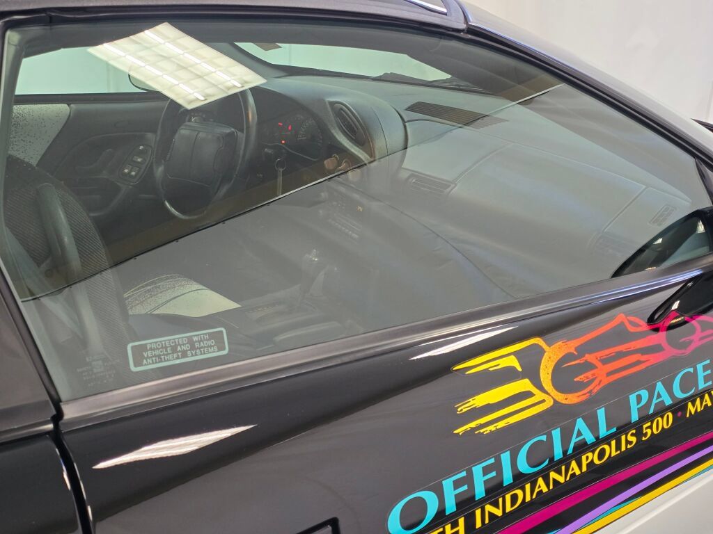 Used 1993 Chevrolet Camaro Z28 RWD image 50