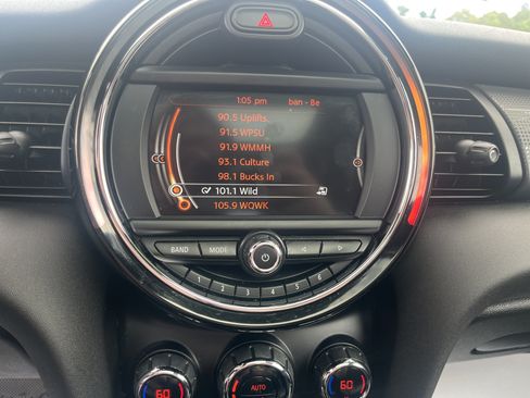 Used 2018 MINI Cooper 2-Door Hardtop FWD image 27