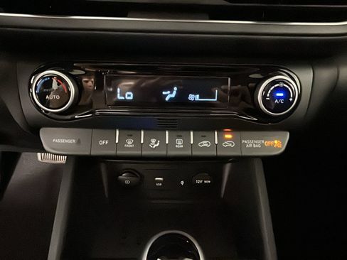 Certified 2023 Hyundai Kona SEL w/ Convenience Package FWD image 29