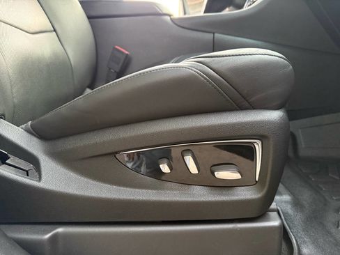 Used 2016 Cadillac Escalade Premium image 53