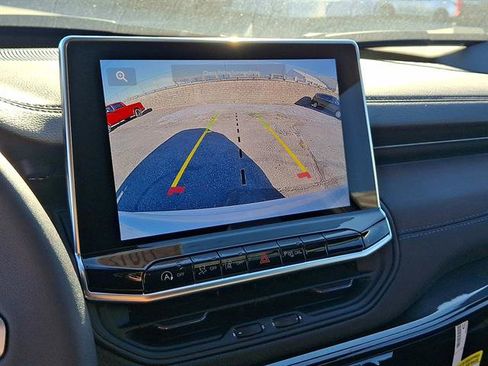 New 2026 Jeep Compass Limited image 14