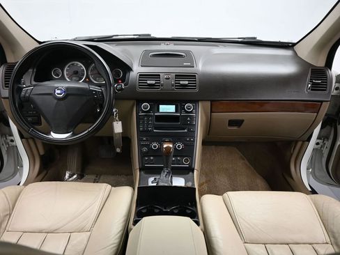 Used 2013 Volvo XC90 3.2 image 17