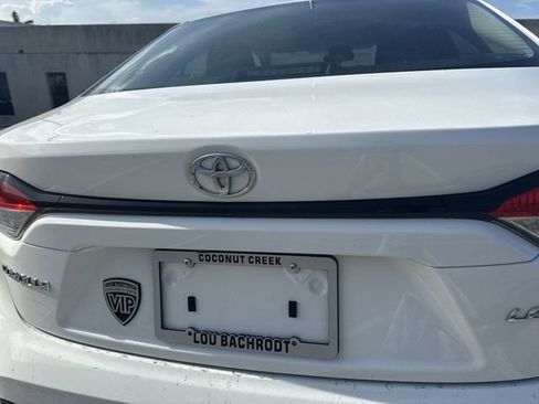 Used 2024 Toyota Corolla LE FWD image 13