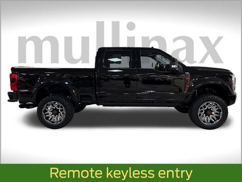 New 2026 Ford F250 Lariat w/ Black Appearance Package AWD/4WD image 2
