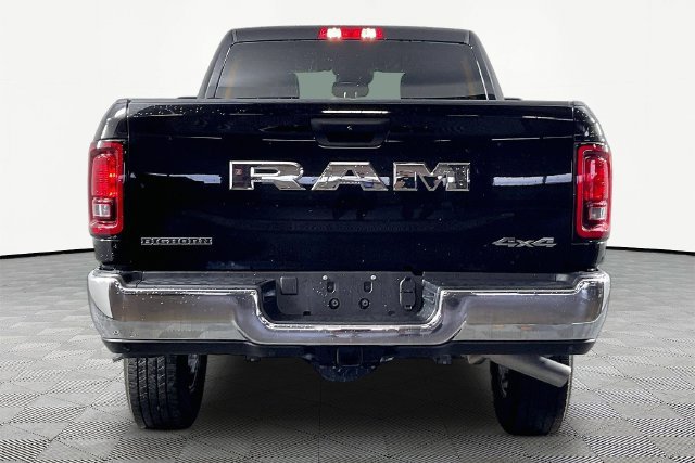 Used 2026 RAM 2500 Big Horn AWD/4WD image 4