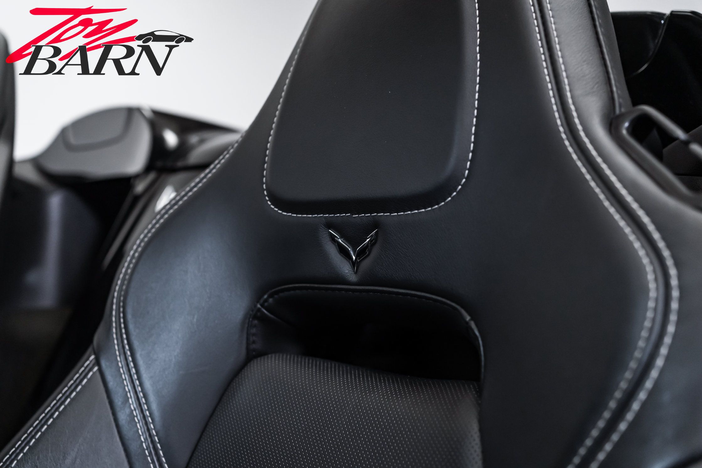 Used 2014 Chevrolet Corvette Stingray Convertible w/ 3LT Preferred Equipment Group RWD image 31
