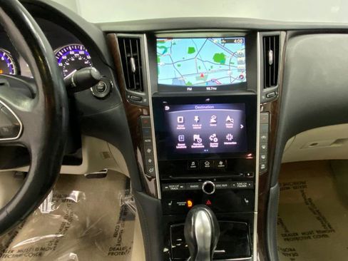 Used 2014 INFINITI Q50 AWD w/ Deluxe Touring Package image 27