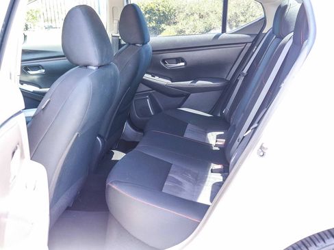 Used 2024 Nissan Sentra SR FWD image 21
