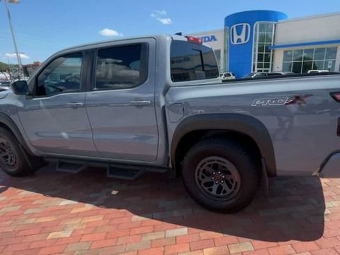 Used 2025 Nissan Frontier Pro-X RWD image 7