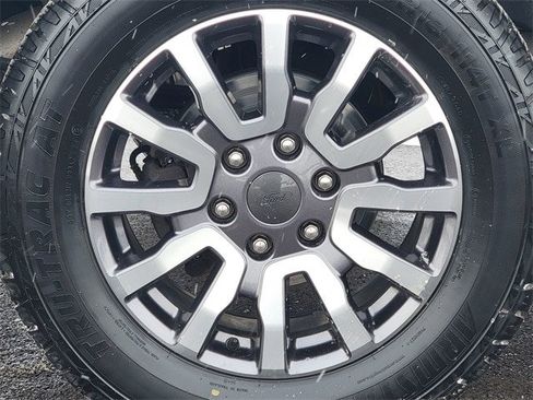 Certified 2019 Ford Ranger Lariat w/ Equipment Group 501A Mid image 17