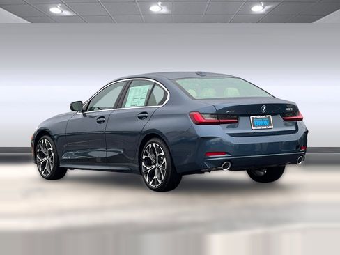 New 2026 BMW 330i xDrive Sedan w/ Premium Package image 3