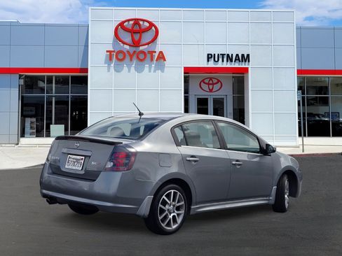 Used 2007 Nissan Sentra SE-R w/ Sunroof Pkg FWD image 4
