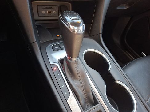 Used 2019 Chevrolet Equinox Premier image 15