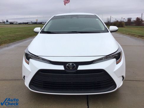 Used 2024 Toyota Corolla LE image 10