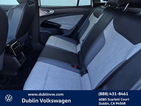 Used 2023 Volkswagen ID.4 Pro RWD image 11