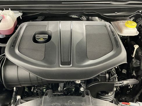 Used 2025 RAM 1500 Laramie w/ Advanced Safety Group II AWD/4WD image 27