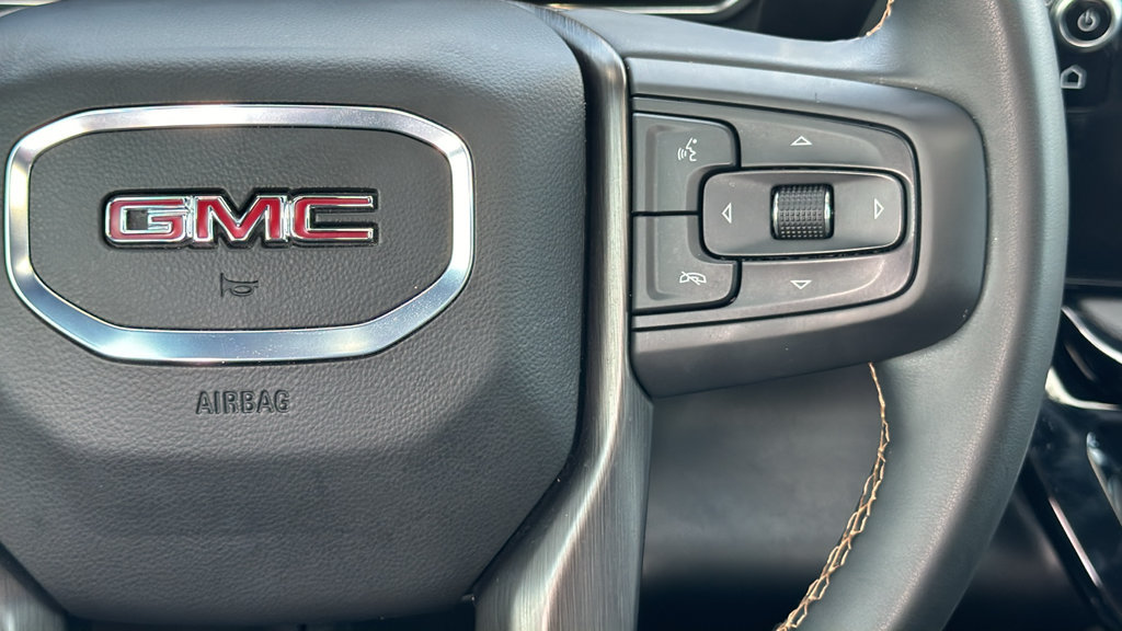 Used 2025 GMC Sierra 2500 AT4 w/ AT4 Premium Plus Package AWD/4WD image 29