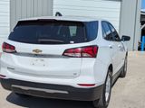 Used 2023 Chevrolet Equinox LT image 3
