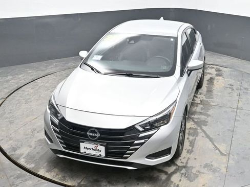 Used 2025 Nissan Versa SV w/ Trunk Package image 26