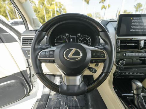 Used 2023 Lexus GX 460 Premium image 8