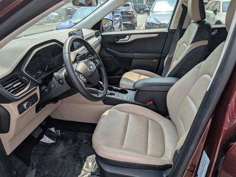 Used 2021 Ford Escape SEL w/ Class II Trailer Tow Package image 15