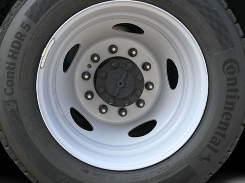 New 2026 Ford F550 XL image 10