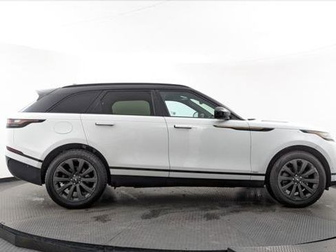 Used 2018 Land Rover Range Rover Velar R-Dynamic SE image 11