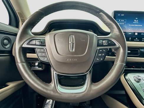 Used 2021 Lincoln Nautilus Reserve w/ Equipment Group 201A FWD image 12