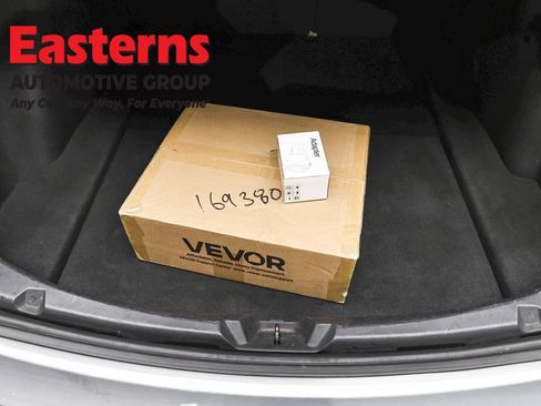 Used 2018 Tesla Model 3 Long Range image 9