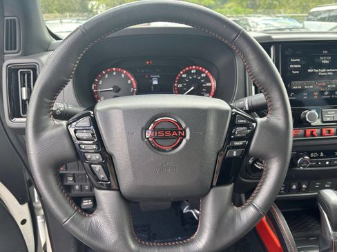 Used 2026 Nissan Frontier PRO-4X AWD/4WD image 27