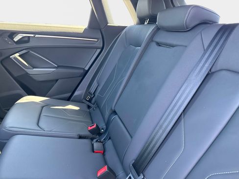 Used 2025 Audi Q3 2.0T Premium w/ Convenience Package AWD/4WD image 12