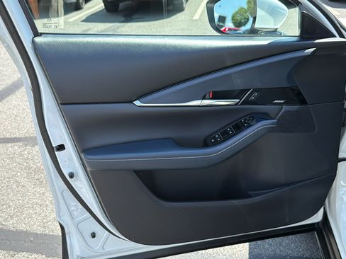 Used 2020 MAZDA CX-30 AWD w/ Preferred Package image 9