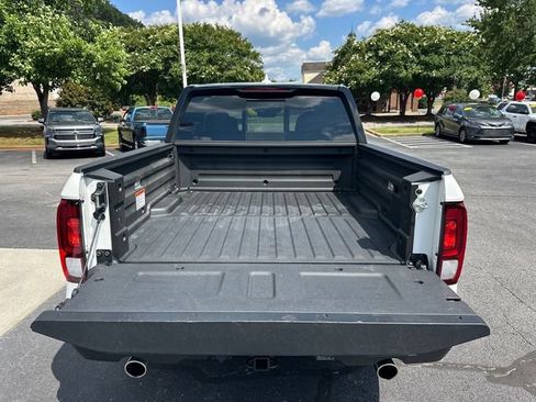 Used 2025 Honda Ridgeline Black Edition image 29
