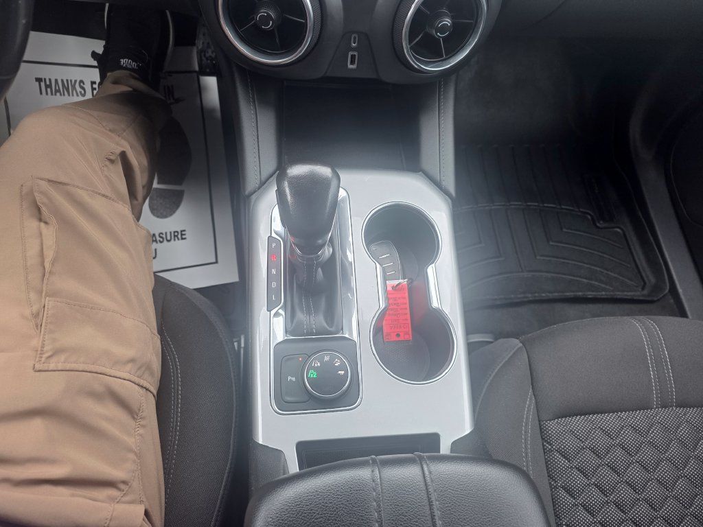 Used 2019 Chevrolet Blazer LT AWD/4WD image 18