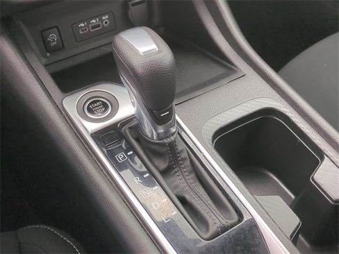 Used 2024 Nissan Sentra SV image 27