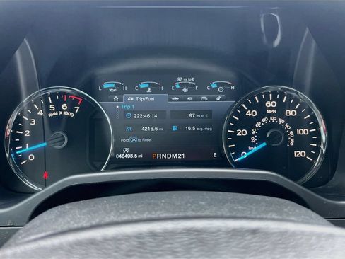 Used 2017 Ford F150 Lariat RWD image 12