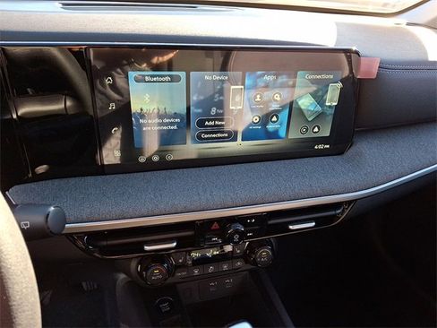 New 2026 Nissan Kicks SV w/ Cold Weather Package image 7