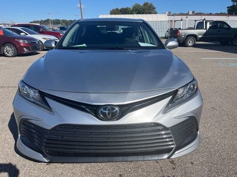 Used 2023 Toyota Camry LE image 2