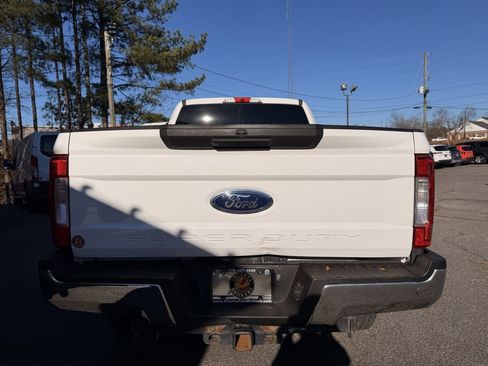 Used 2017 Ford F250 XLT w/ XLT Value Package image 5