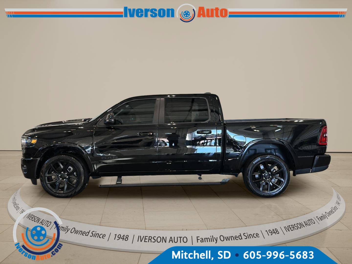 Used 2025 RAM 1500 Laramie w/ Night Edition AWD/4WD image 4