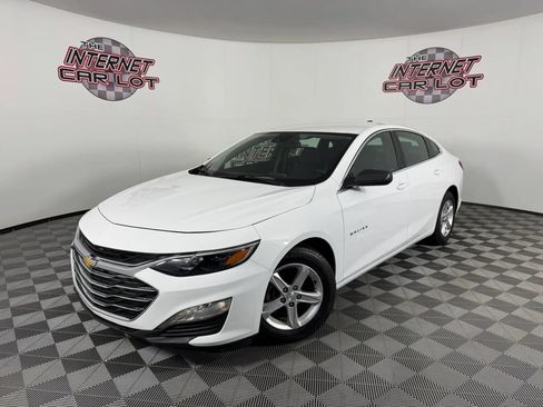 Used 2023 Chevrolet Malibu LS FWD image 1