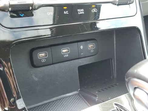 Used 2022 Kia Carnival SX Prestige FWD image 20