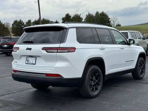 New 2026 Jeep Grand Cherokee L 4WD image 3